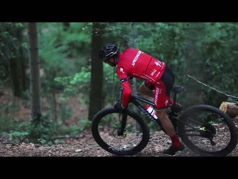 Video thumbnail accompanying Specialized Release a more "Epic' Epic : Take a Look