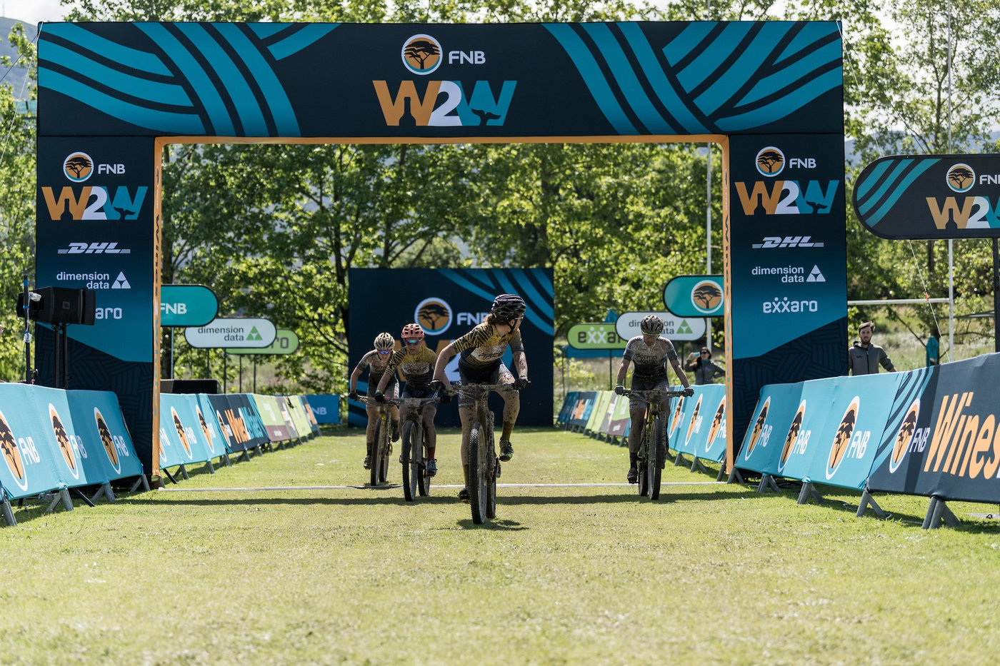 Photograph accompanying Stage 2 of the FNB W2W Chardonnay Down to a Sprint