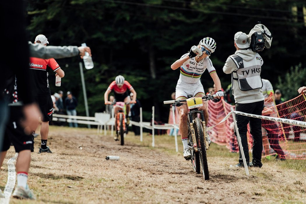Photograph accompanying Superhuman efforts and medal mayhem at the La Bresse Women's XCO World Cup finals. One of the mo