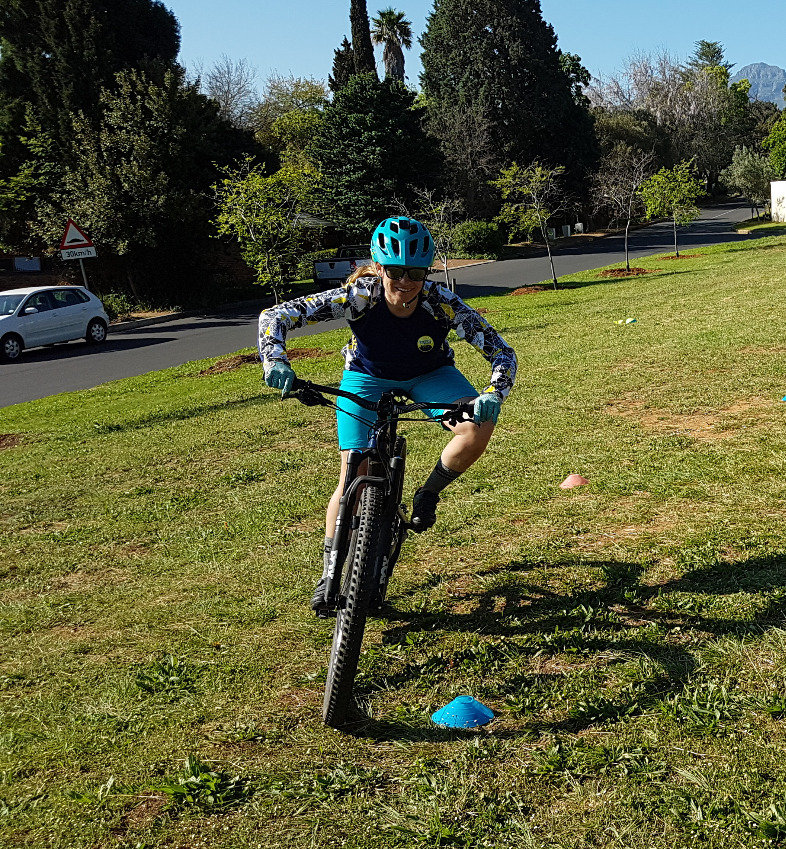 Photograph accompanying Skill Up with Joanna Dobinson : Corner like a Queen!