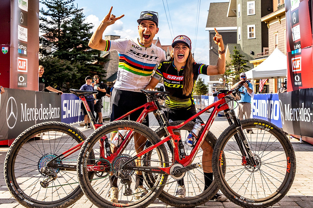 Photograph accompanying Schurter, Courtney and SRAM Renew Contracts Until 2022 with SCOTT-SRAM MTB Racing