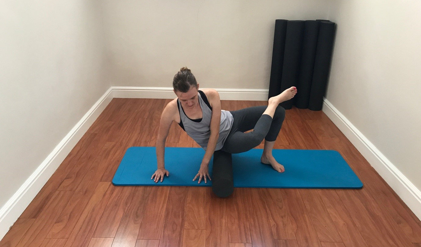 Photograph accompanying How to be a better cyclist without being in the saddle - FOAM ROLLING